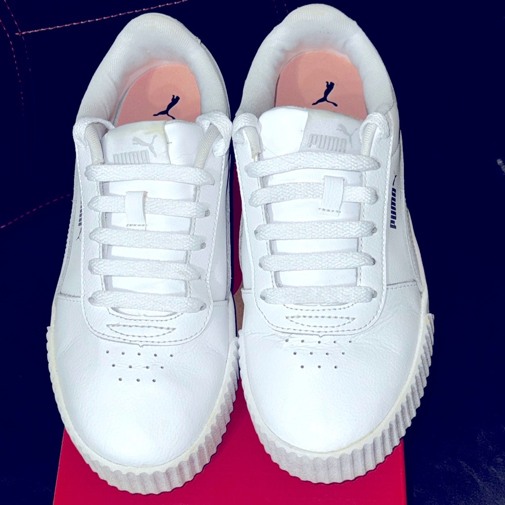 PUMA Catrina All White (Women’s Size 8)